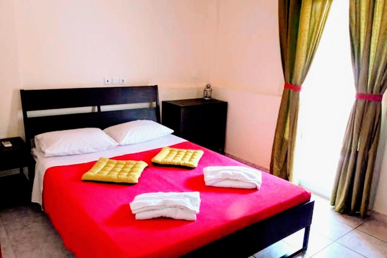 Giorgos Apartments Skála Foúrkas Стая снимка