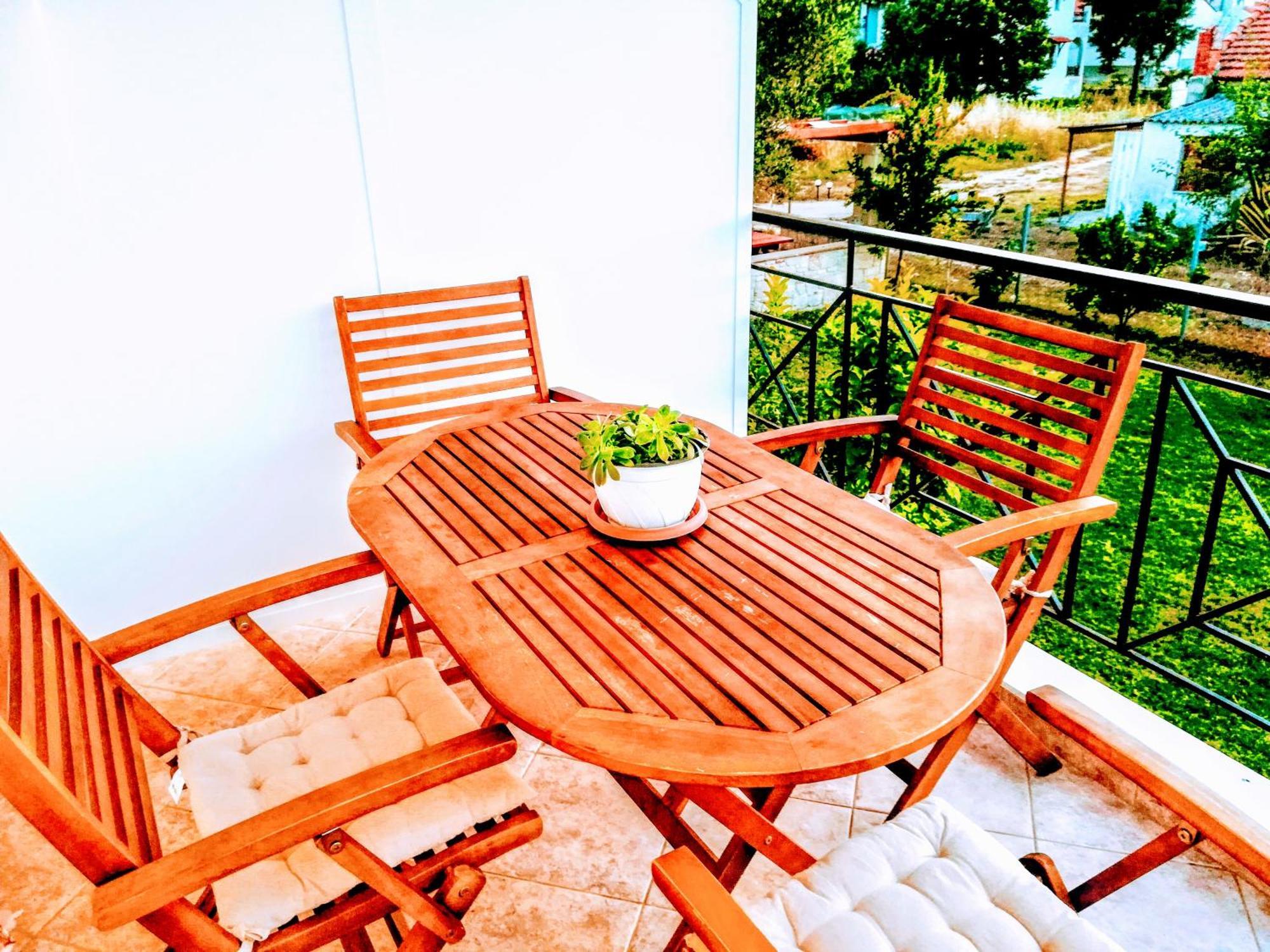 Giorgos Apartments Skála Foúrkas Екстериор снимка