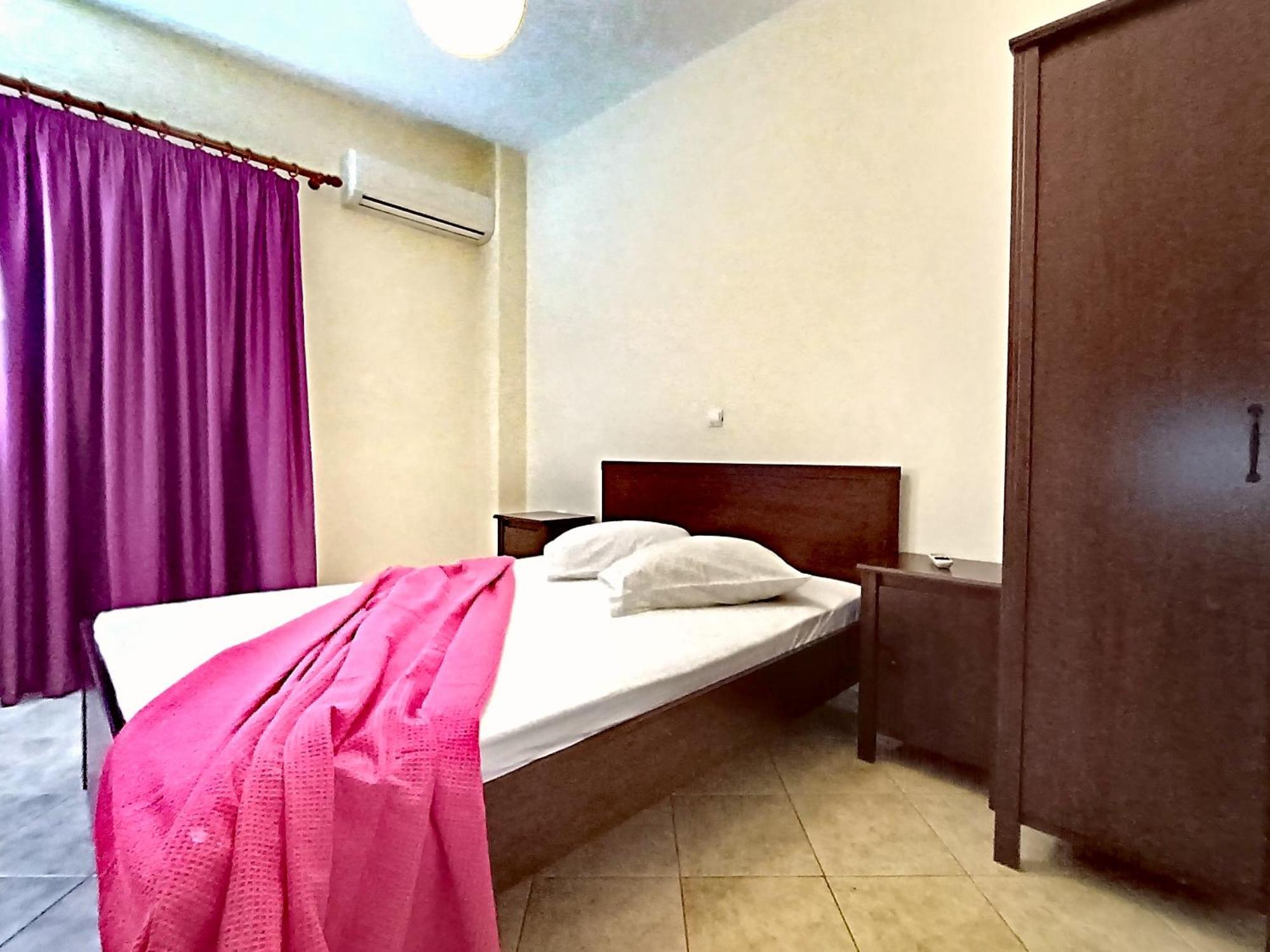 Giorgos Apartments Skála Foúrkas Екстериор снимка
