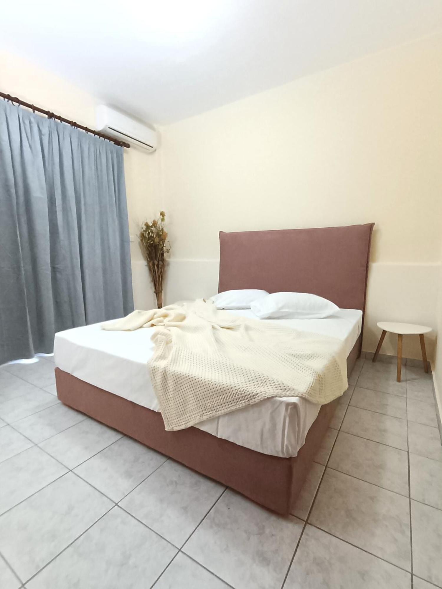 Giorgos Apartments Skála Foúrkas Екстериор снимка