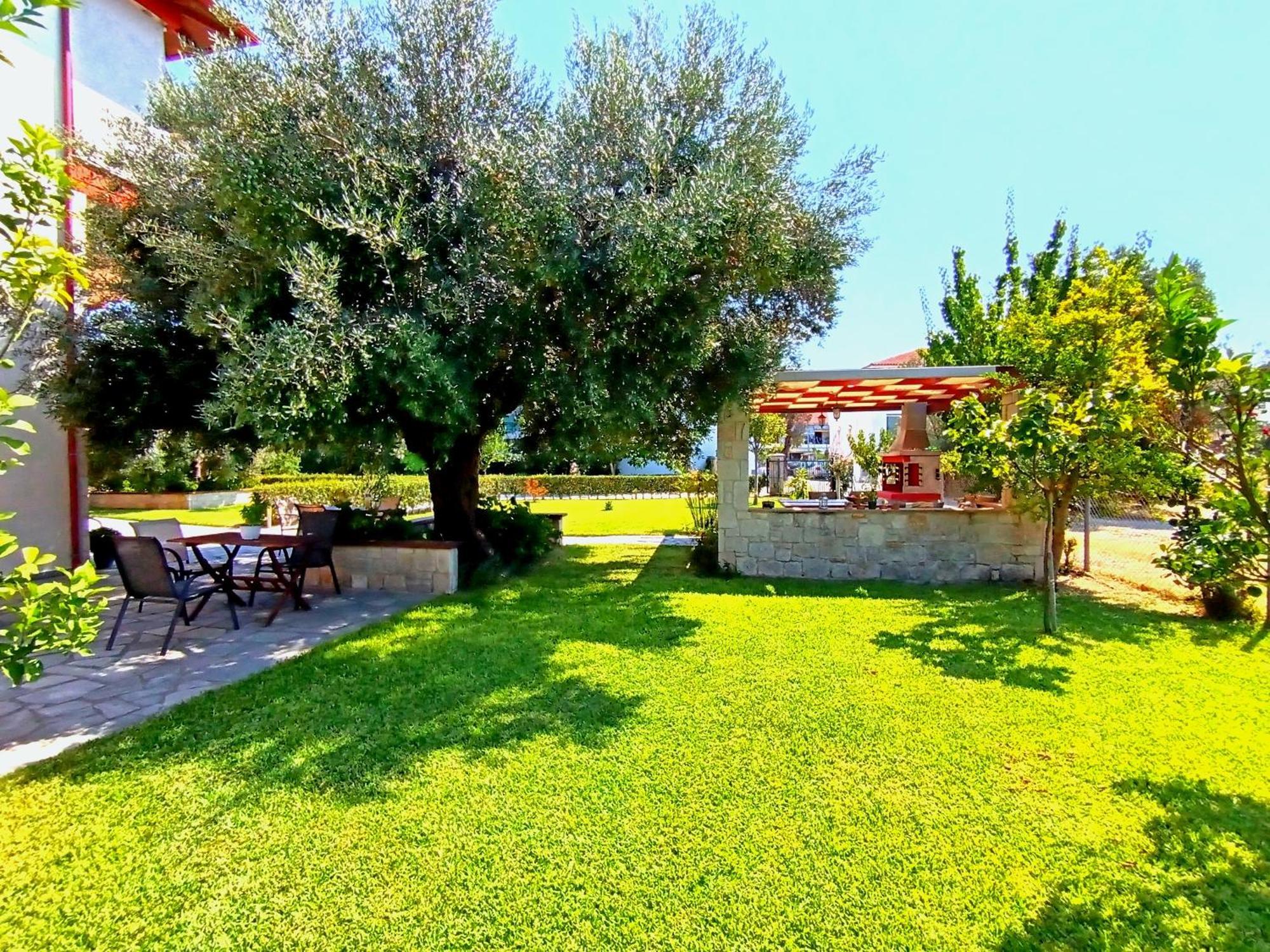 Giorgos Apartments Skála Foúrkas Екстериор снимка