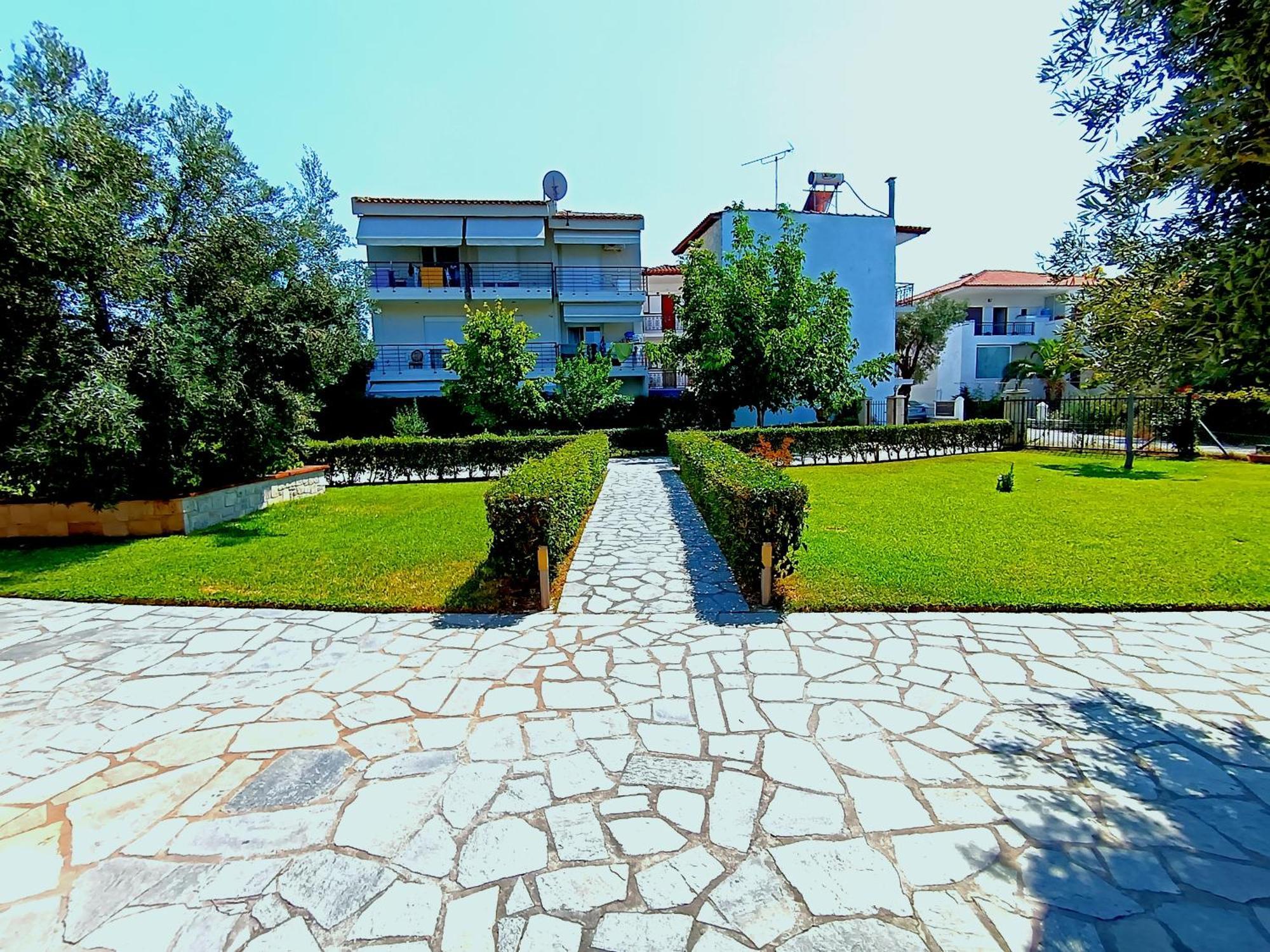 Giorgos Apartments Skála Foúrkas Екстериор снимка